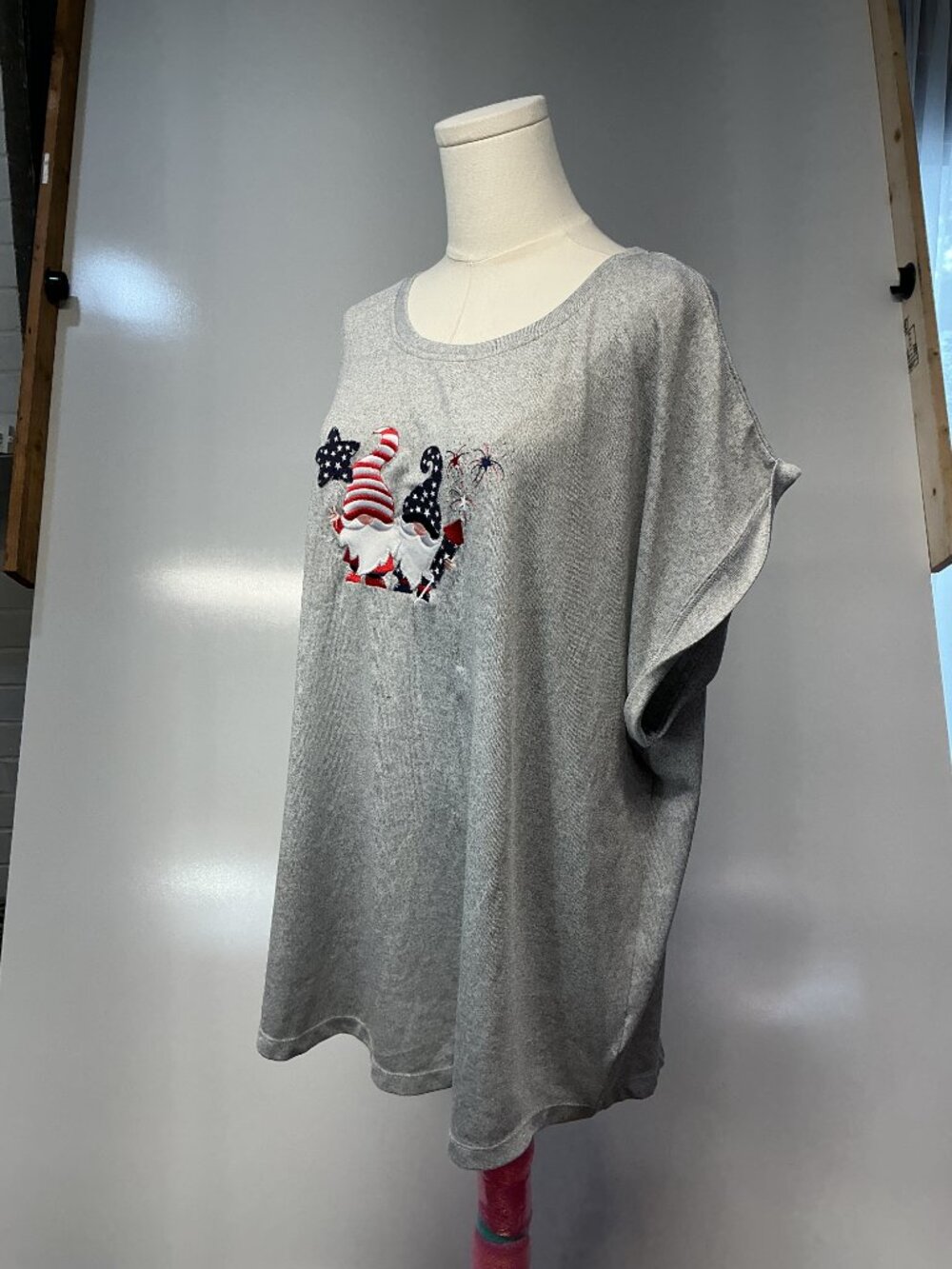Indigo Soul 2XL Gray Patriotic Gnome Top Americana Oversized Dolman Shirt - Picture 12 of 12